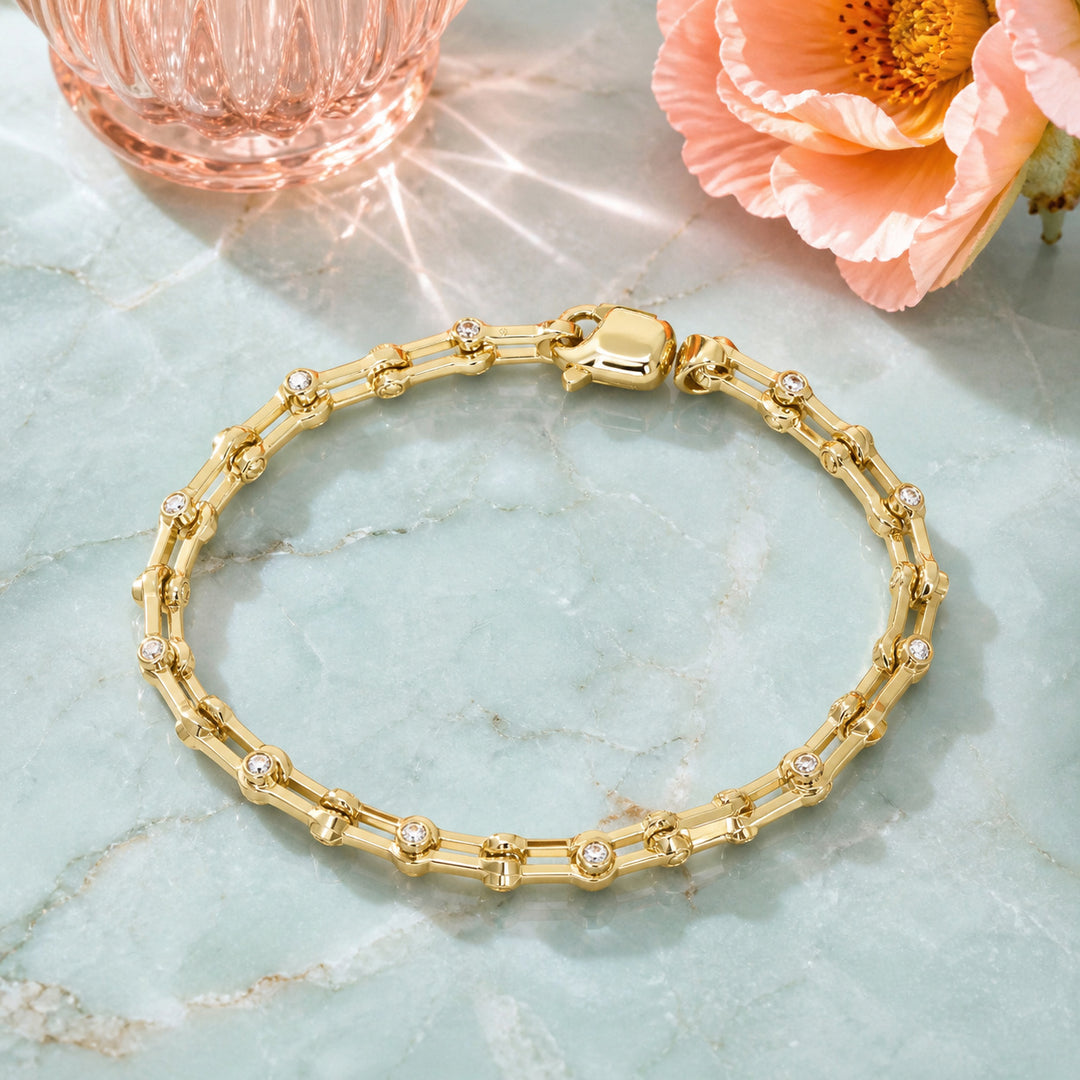 B1099 - 14K Yellow Gold Diamond Bracelet