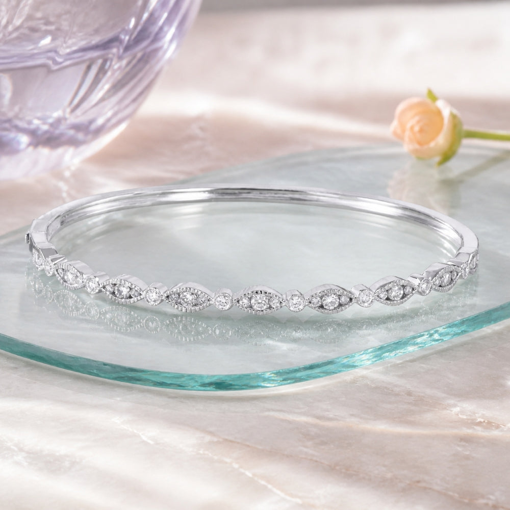 B1168 - 14K Gold Diamond Bangle