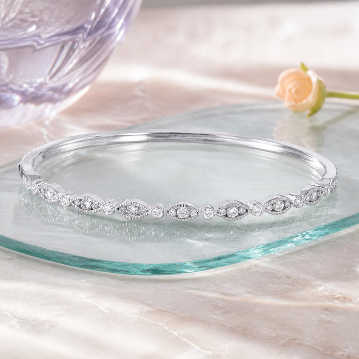 B1168 - 14K Gold Diamond Bangle