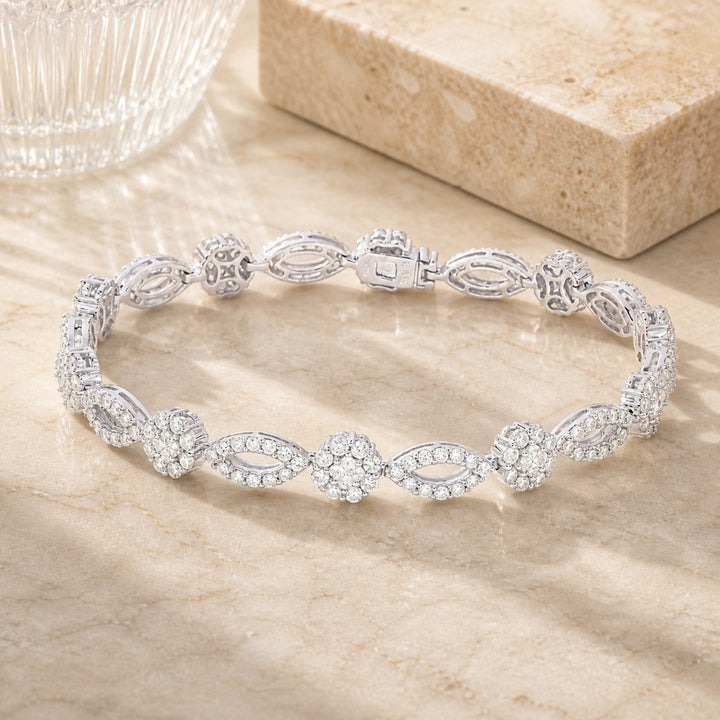 DB2637 - 18K White Gold Diamond Bracelet