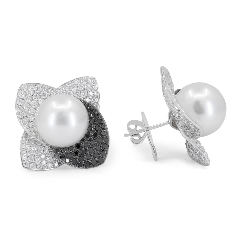 Madison L 18K White Gold Pearl Stud Earrings - style DE8615