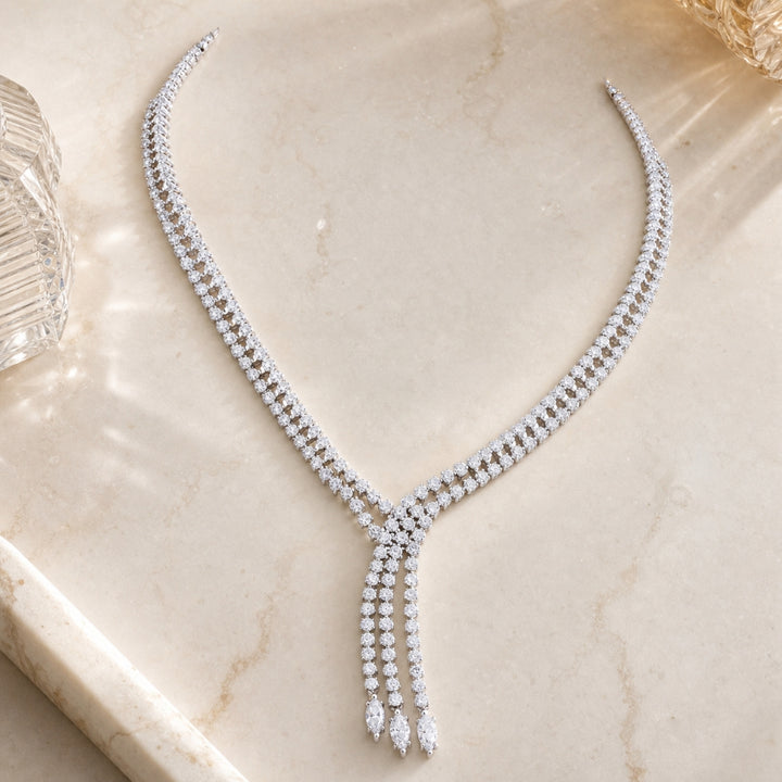 DN2095 - 18K White Gold Diamond Cocktail Necklace