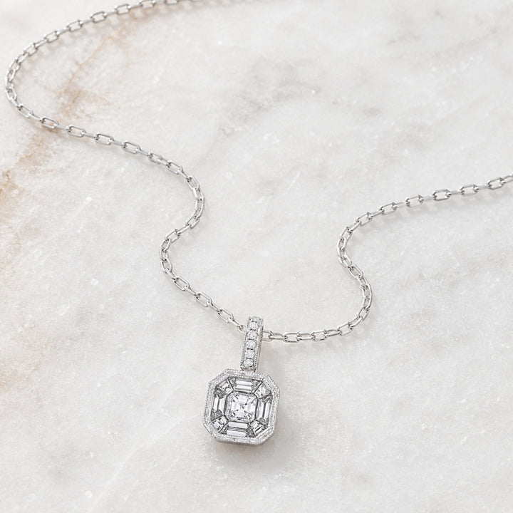 DP5040 - 18K White Gold Diamond Cluster Pendant
