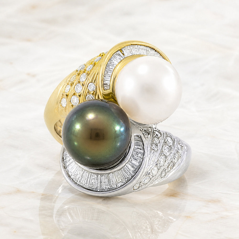 DR1714 - 18K White Gold Diamond Cocktail Ring