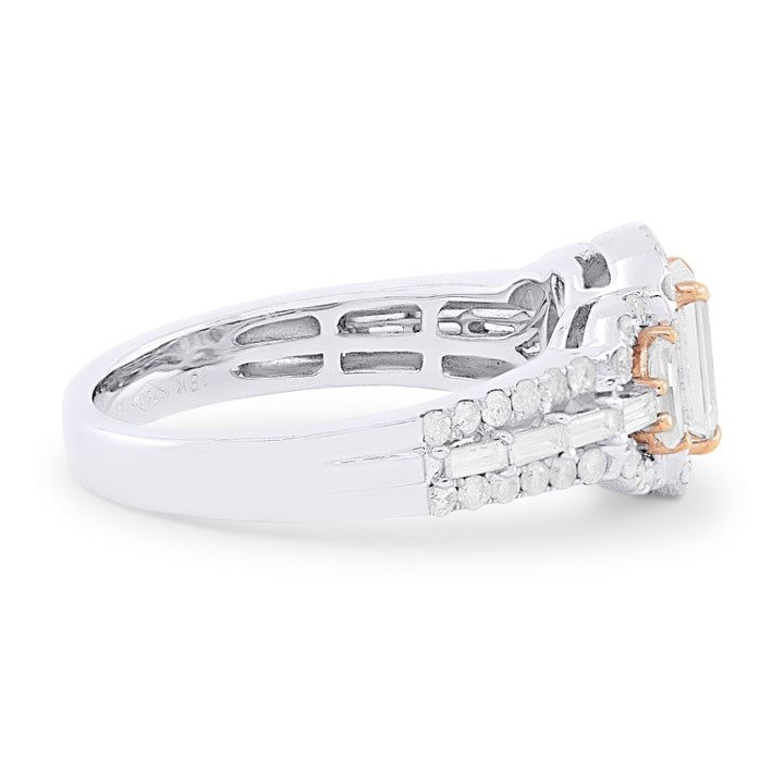 DR9082 - 18K White Gold Diamond Ring