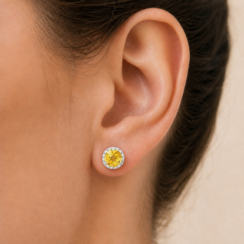 E1023 - 14K Gold Round Stud Earrings