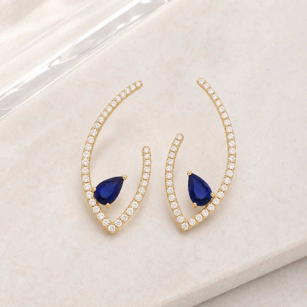 E1454 - 14K Gold Drop Earrings