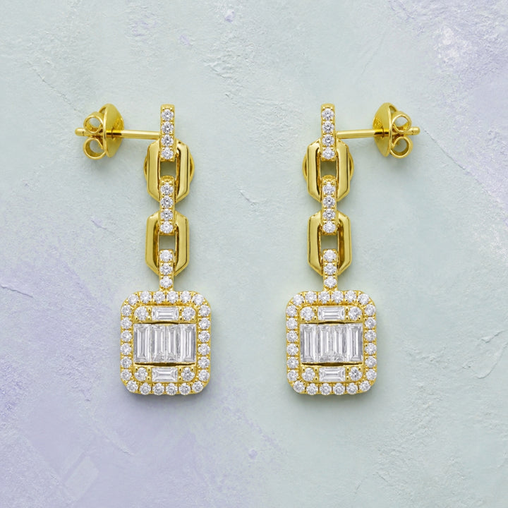 E1520 - 14K Yellow Gold Diamond Drop Earrings