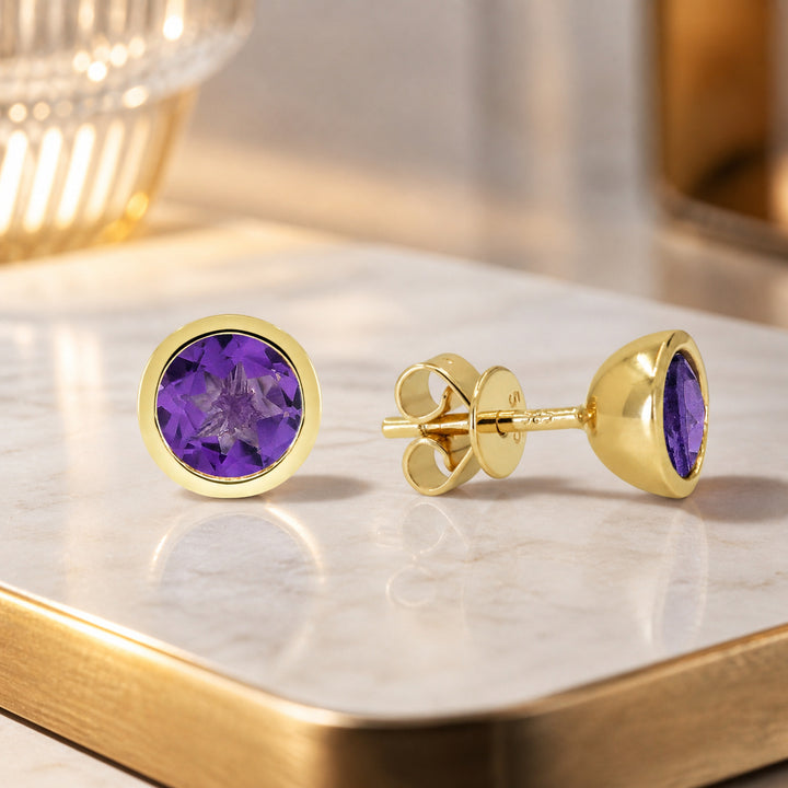 E1741 - 14K Gold Round Stud Earrings