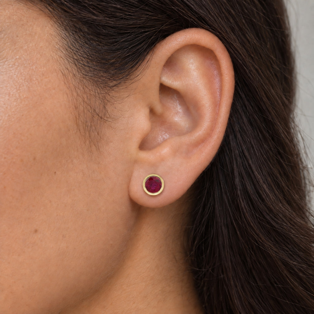 E1741 - 14K Gold Round Stud Earrings