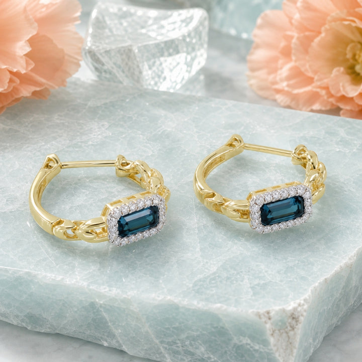 E1823 - 14K Yellow Gold Huggie Hoop Earrings