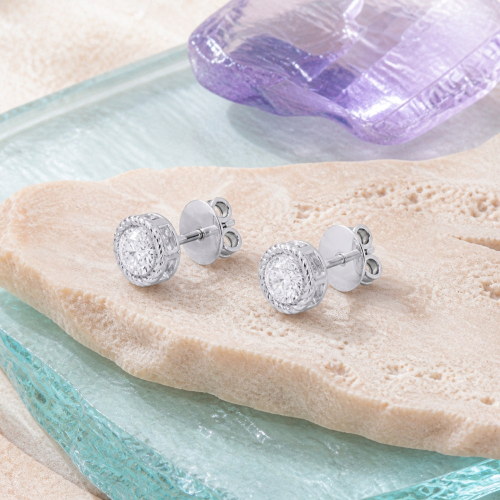 E1878 - 14K White Gold Diamond Stud Earrings