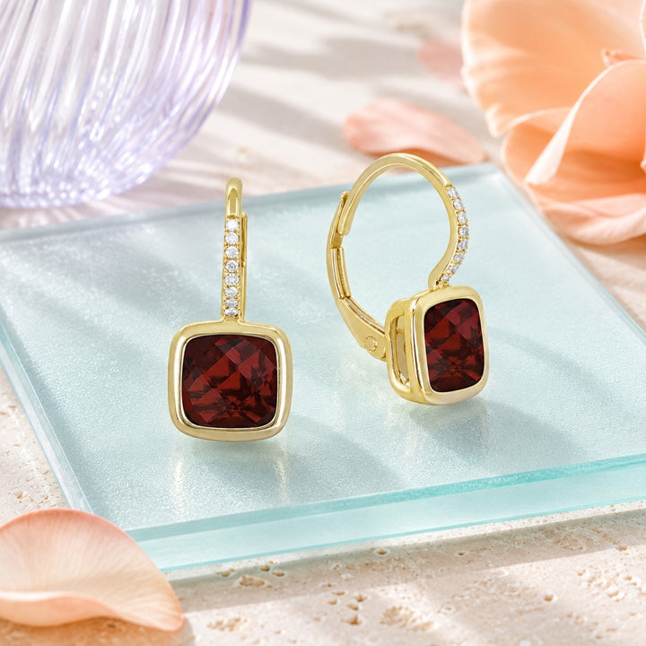 E1907 - 14K Yellow Gold Drop Earrings