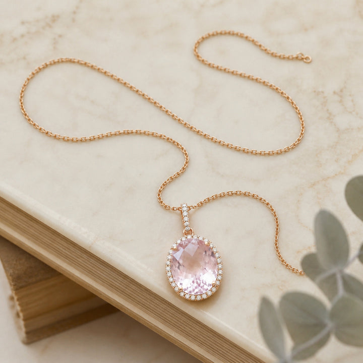 N1027 - 14K Gold Oval Pendant