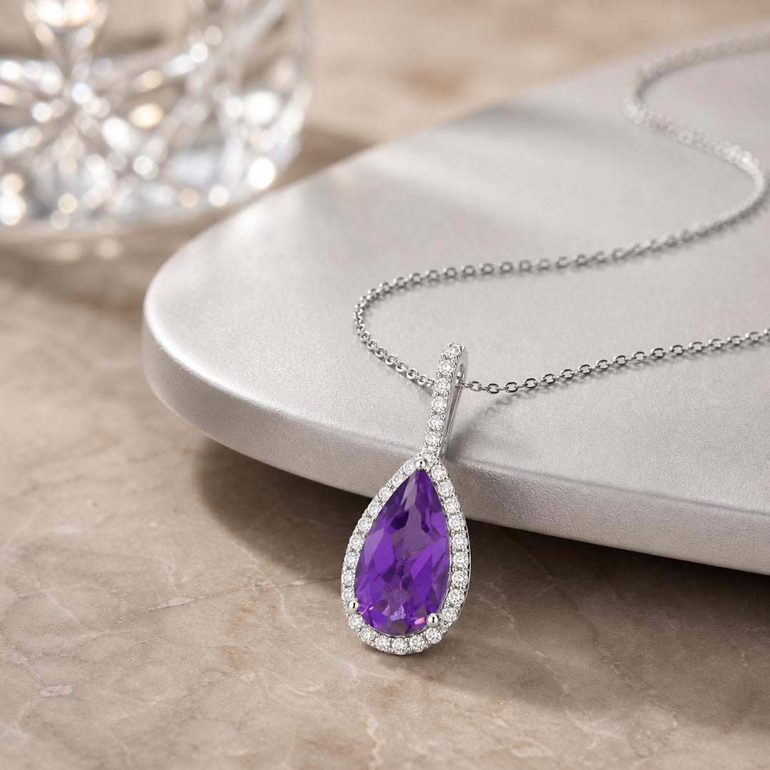 N1530 - 14K Gold Pear Pendant