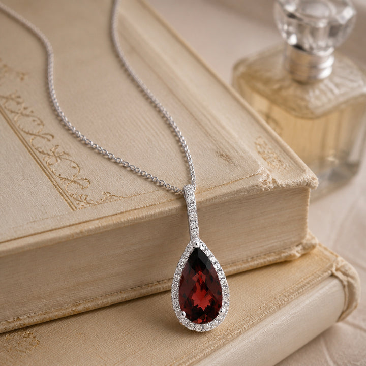 N1530 - 14K Gold Pear Pendant