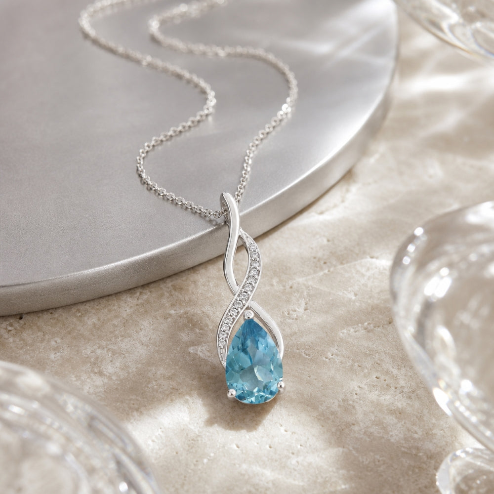 N1531 - 14K Gold Oval Pendant