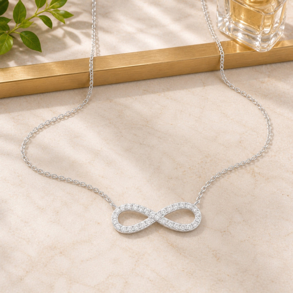 N1886 - 14K Gold Diamond Bar Necklace