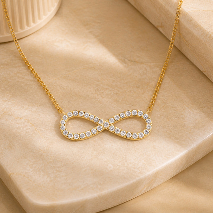 N1886 - 14K Gold Diamond Bar Necklace