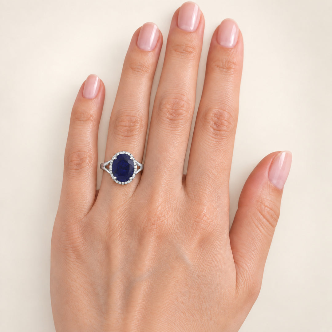 R1059 - 14K Gold Oval Ring