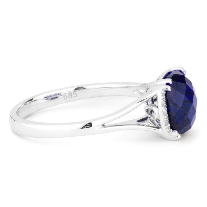R1072 - 14K Gold Oval Ring