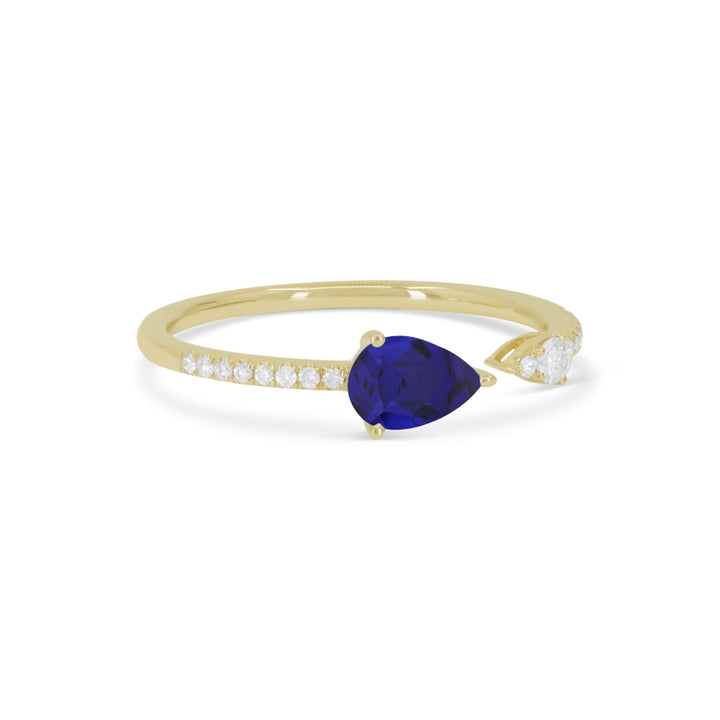 R1136 - 14K Yellow Gold Ring