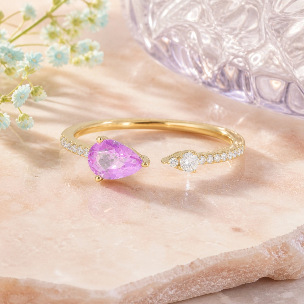 R1136 - 14K Yellow Gold Ring