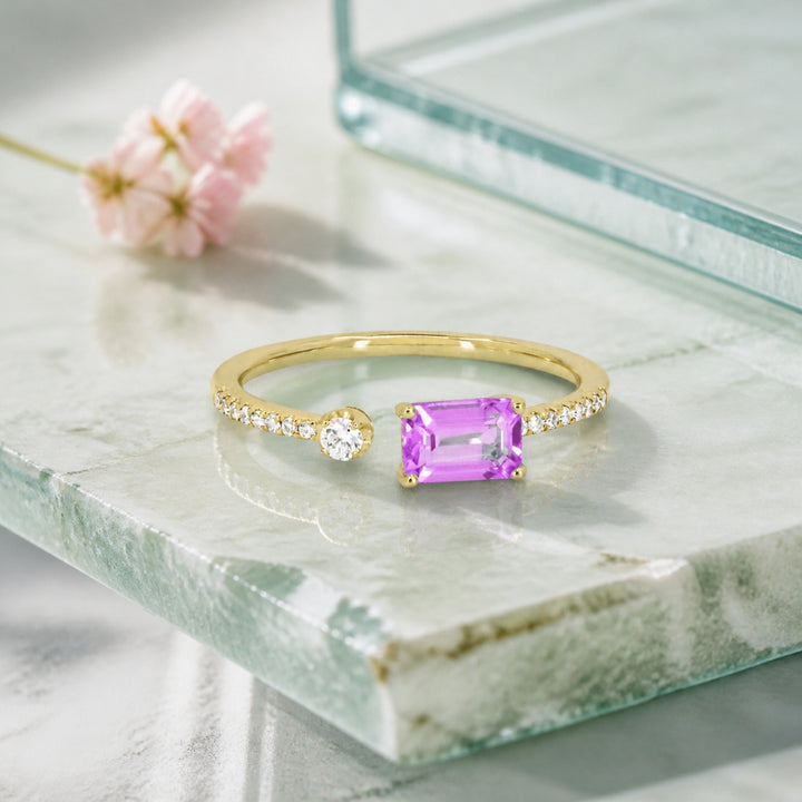 R1140 - 14K Gold Ring
