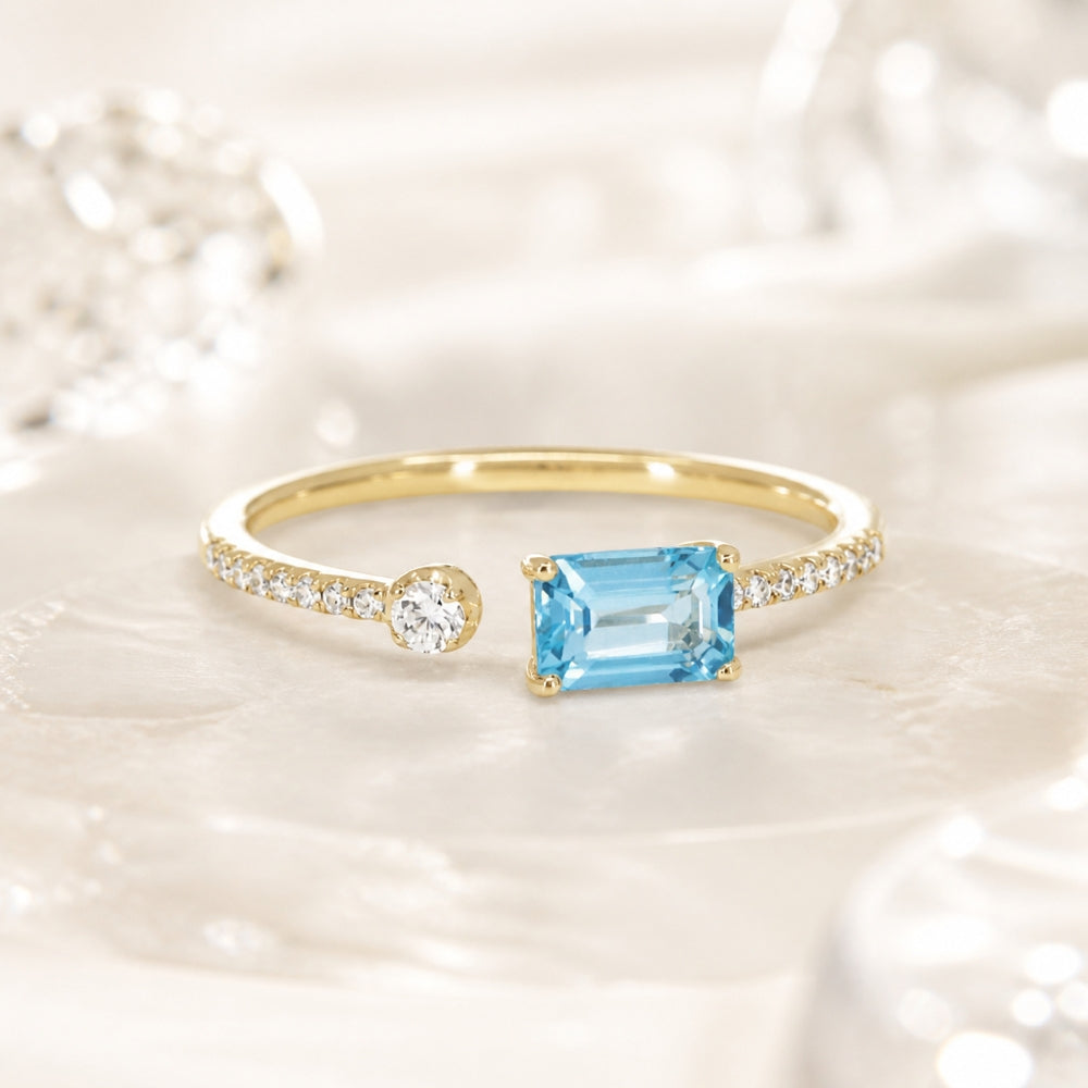 R1140 - 14K Gold Ring