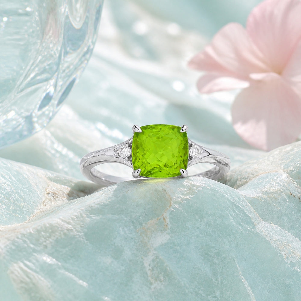 R1443 - 14K White Gold Peridot Cushion Ring