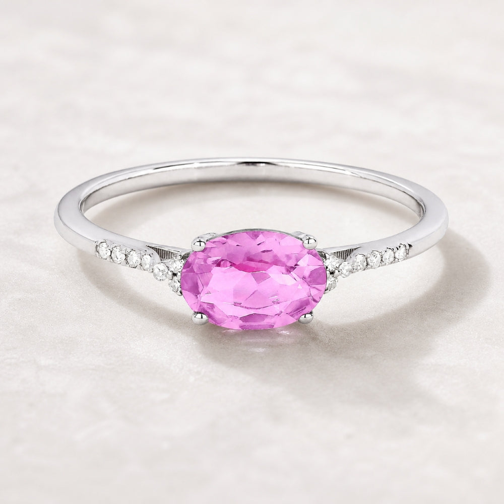 R1444 - 14K Gold Oval Ring