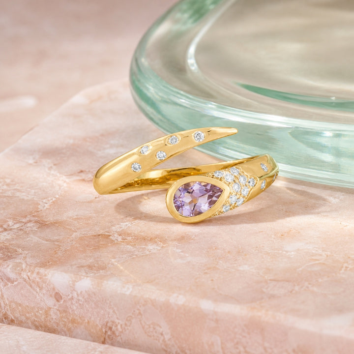 R1490 - 14K Yellow Gold Ring