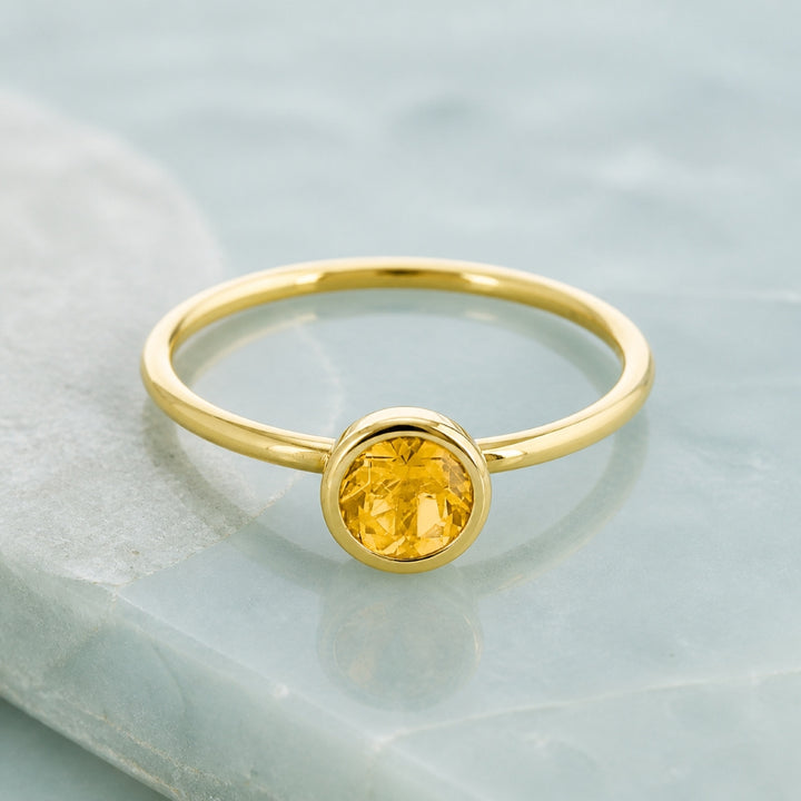 R1497 - 14K Yellow Gold Round Ring