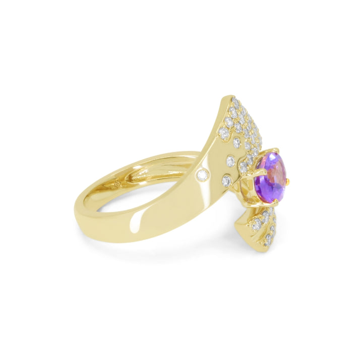 R1533 - 14K Yellow Gold Amethyst Ring