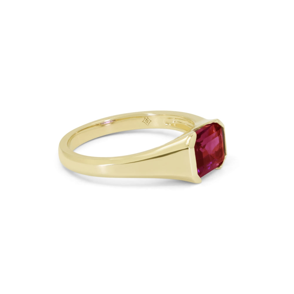R1633 - 14K Yellow Gold Ring
