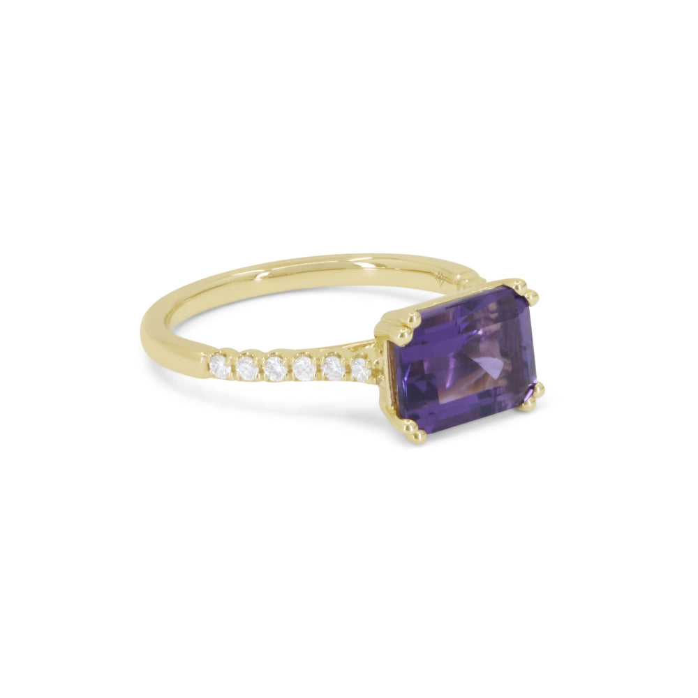 R1642 - 14K Yellow Gold Ring