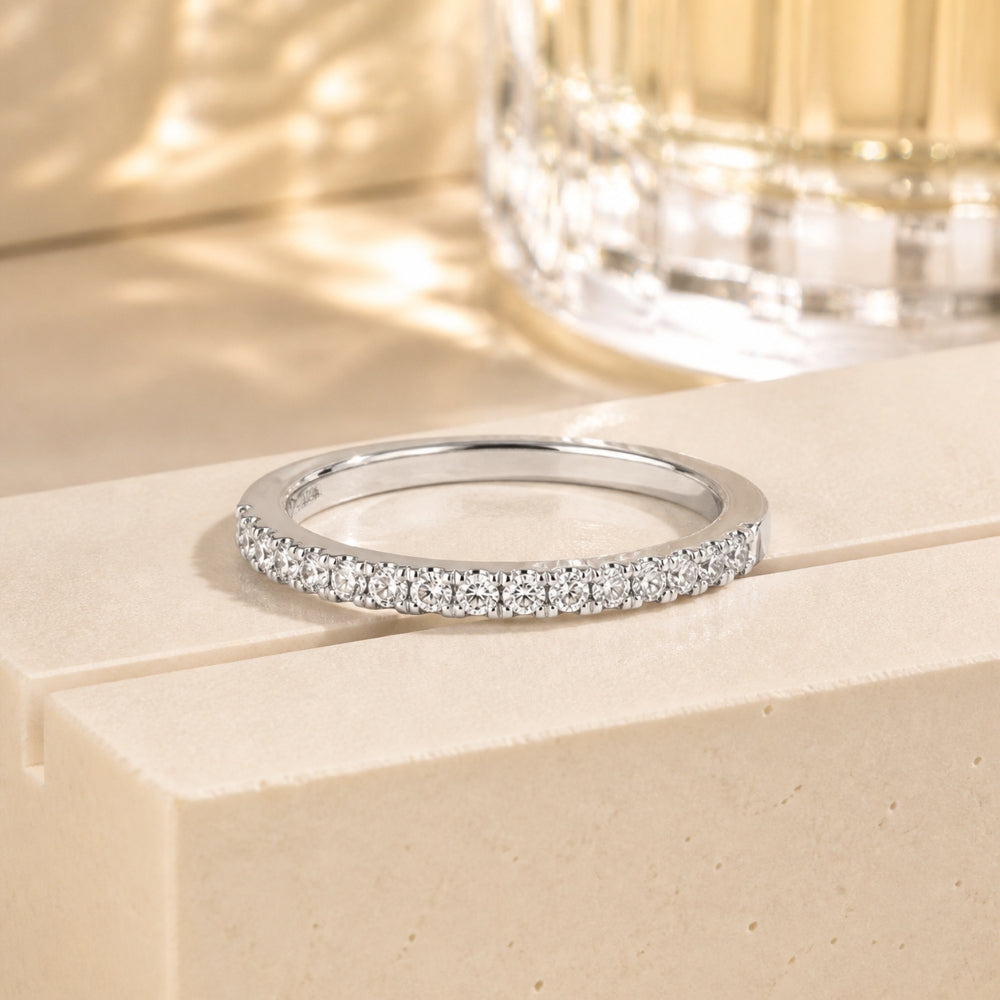 R1664 - 14K White Gold Diamond Engagement Ring