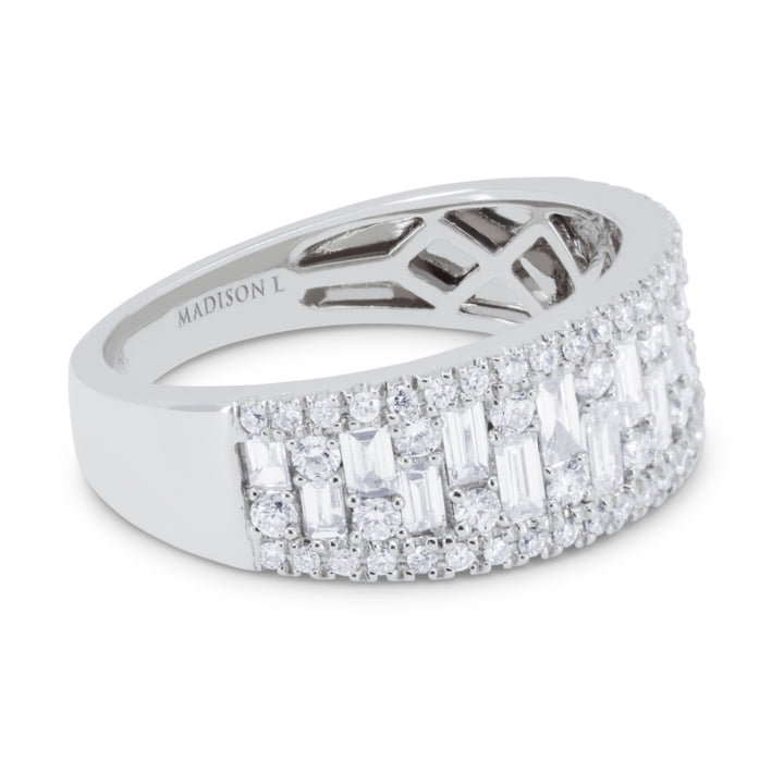 R1677 - 14K Gold Diamond Ring