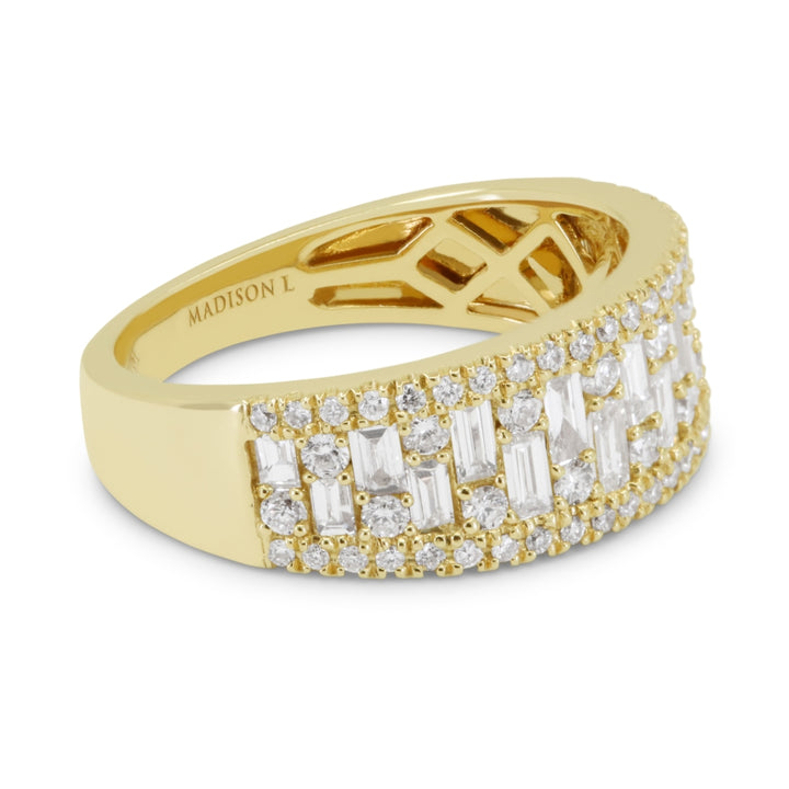 R1677 - 14K Gold Diamond Ring