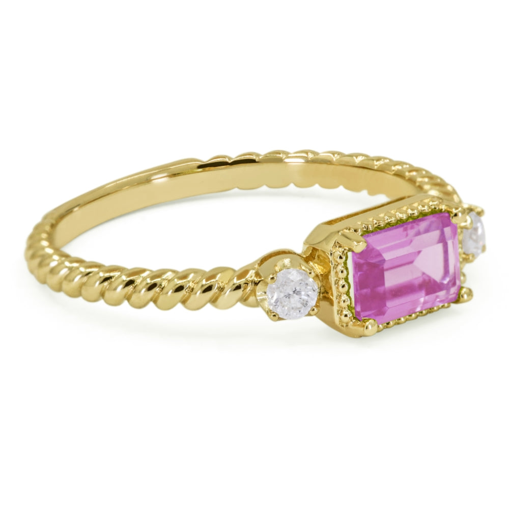 R1742 - 14K Gold Ring