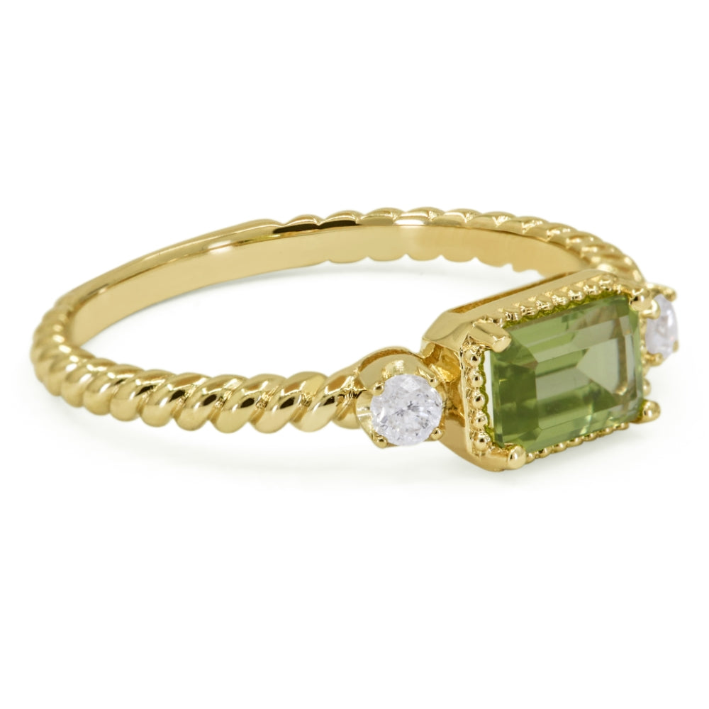 R1742 - 14K Gold Ring