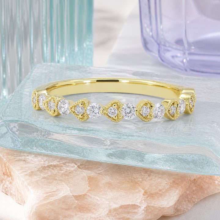 R1751 - 14K Gold Diamond Heart Ring