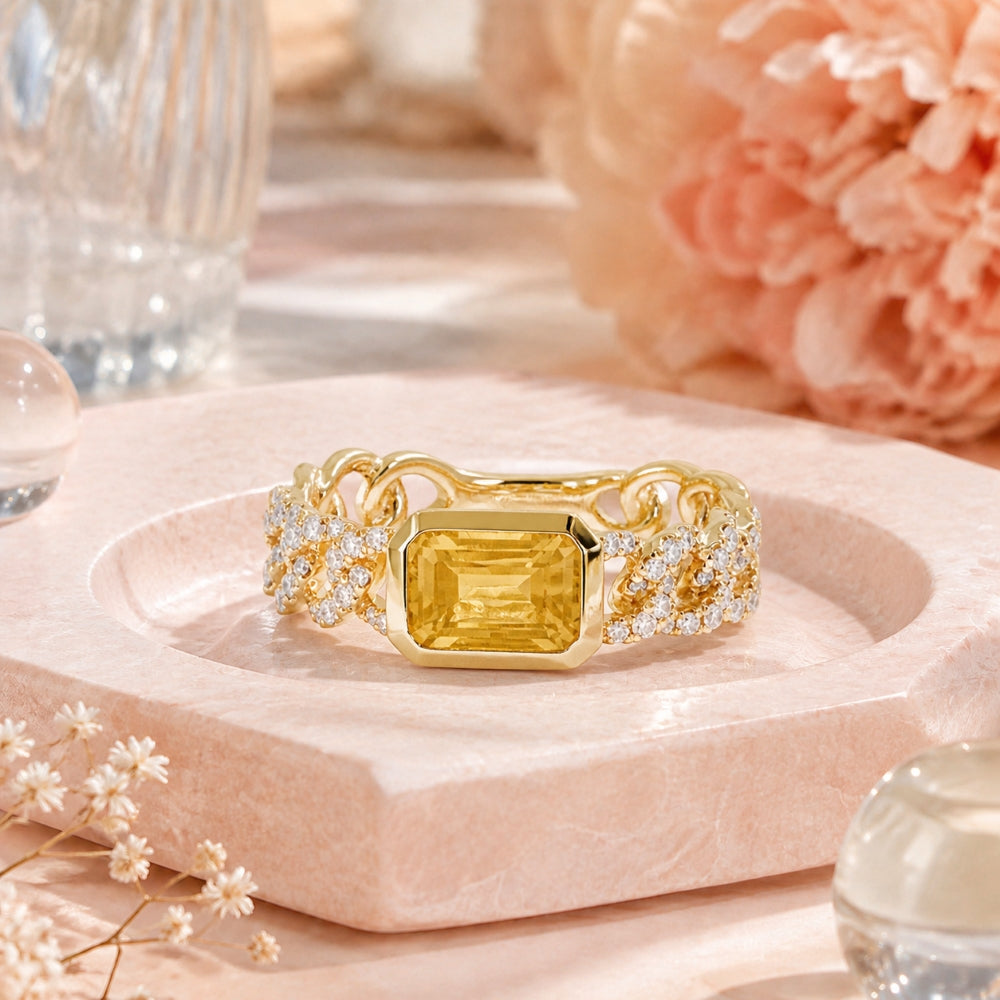 R1764 - 14K Gold Ring