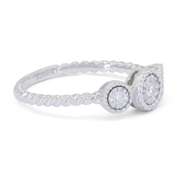 R1786 - 14K White Gold Diamond Ring