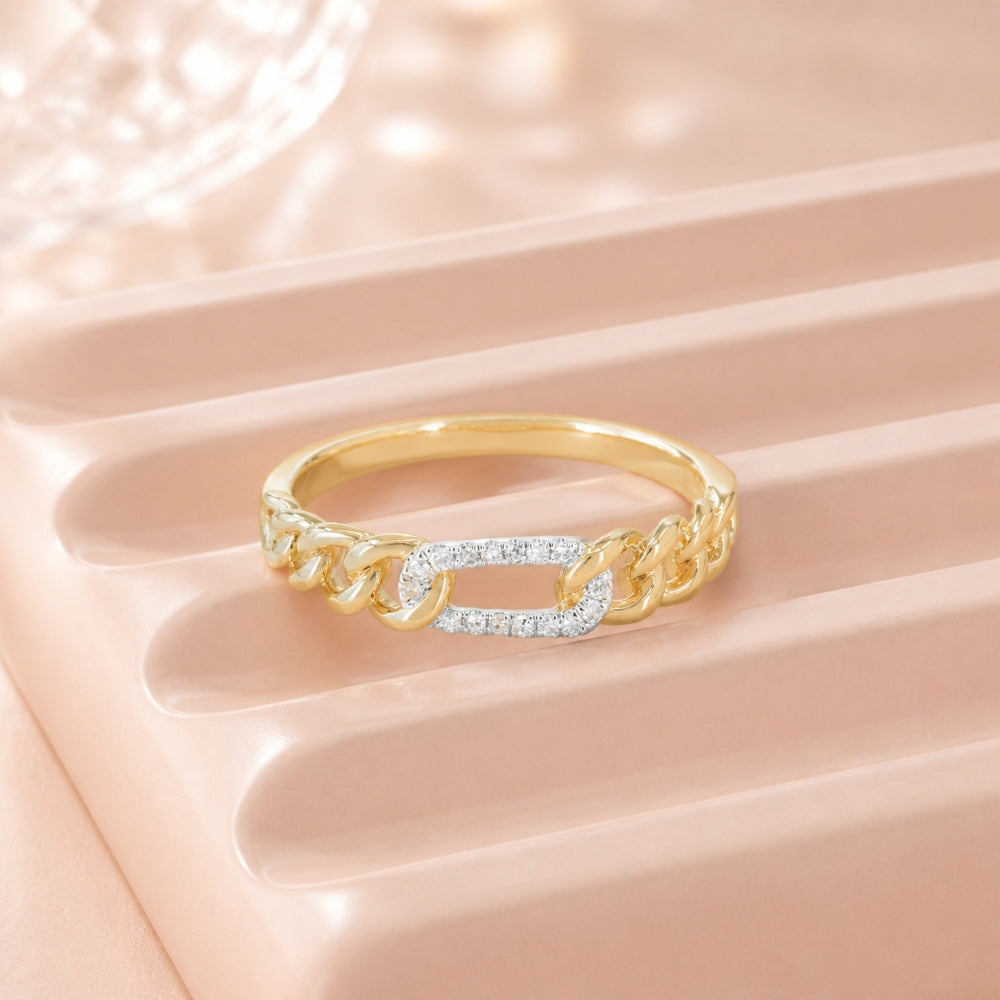 R1813 - 14K Yellow Gold Diamond Paperclip Ring