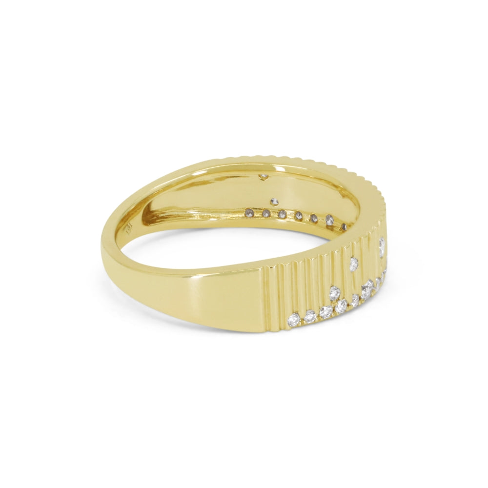 R1882 - 14K Yellow Gold Diamond Ring