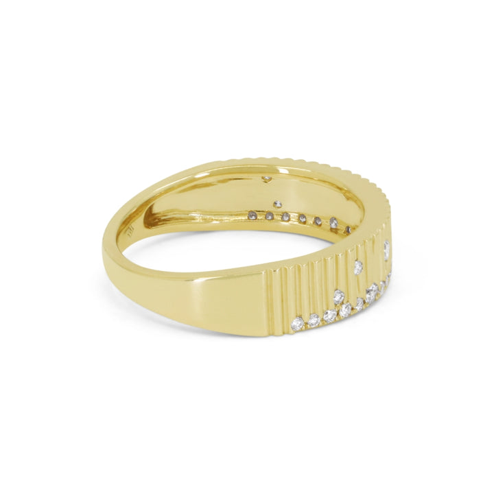 R1882 - 14K Yellow Gold Diamond Ring